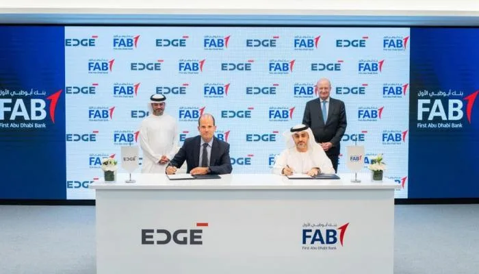 شراكة استراتيجية بين “ايدج” و”بنك أبوظبي الأول” لإنشاء نظام مالي متكامل ومرن شراكة استراتيجية بين “ايدج” و”بنك أبوظبي الأول” لإنشاء نظام مالي متكامل ومرن