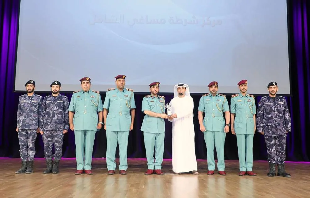 شرطة الفجيرة تتيح التكريم للفائزين بجائزة القائد العام للامتياز شرطة الفجيرة تتيح التكريم للفائزين بجائزة القائد العام للامتياز