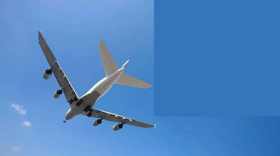 شركات الطيران توقف عدة رحلات نحو منطقة الشرق الأوسط شركات الطيران توقف عدة رحلات نحو منطقة الشرق الأوسط