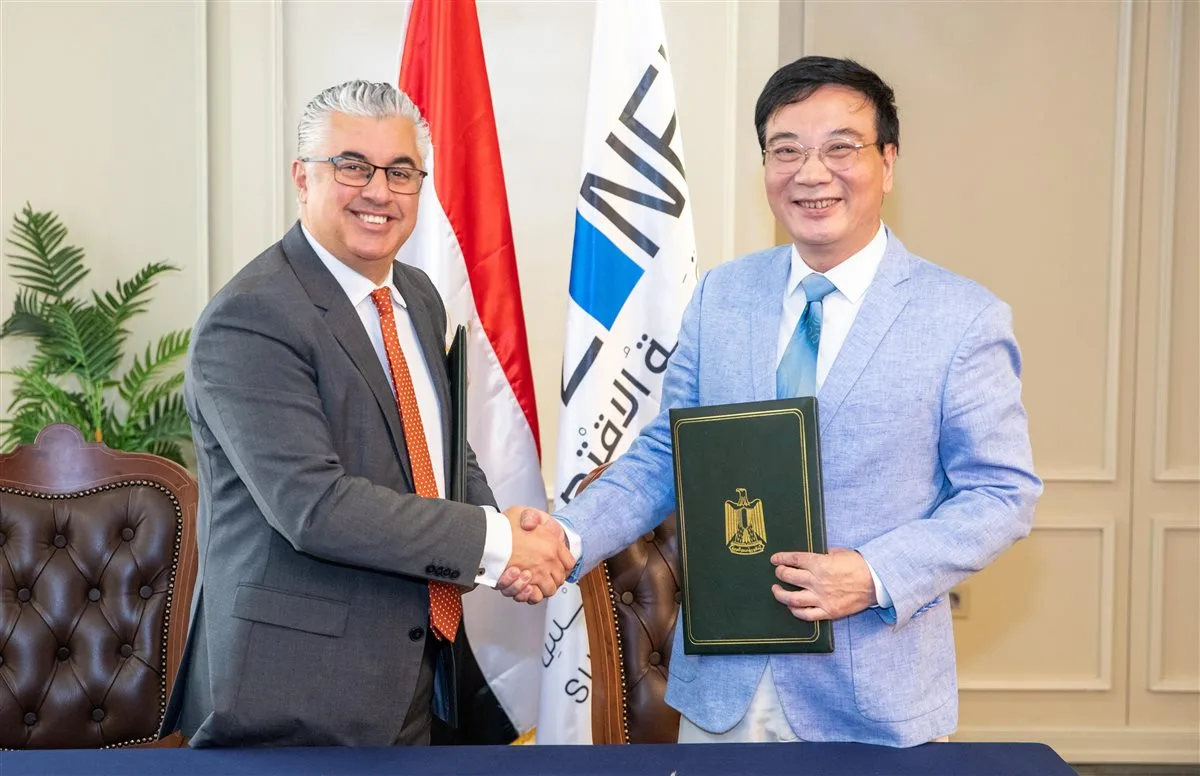 شركة كومفلي هونج كونج تستثمر 20 مليون دولار لإنشاء مصنع في القنطرة غرب شركة كومفلي هونج كونج تستثمر 20 مليون دولار لإنشاء مصنع في القنطرة غرب