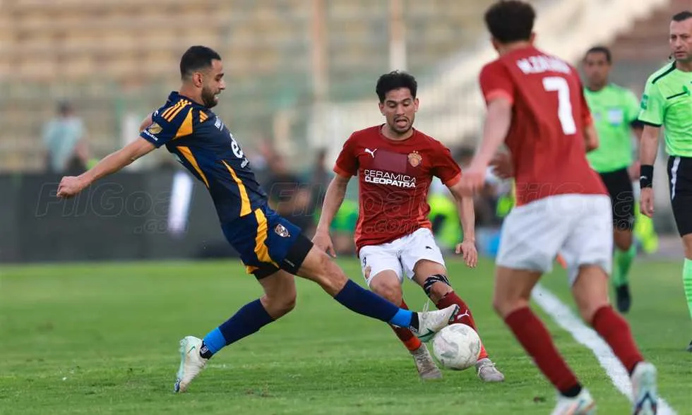 شكري: أستمر كلاعِب مع سيراميكا ولم يتواصل معي أي شخص من الأهلي شكري: أستمر كلاعِب مع سيراميكا ولم يتواصل معي أي شخص من الأهلي