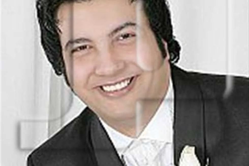 «شكرًا لله على نجاتنا».. وليد يوسف يتعرض لحادث خطير على طريق المنصورة «شكرًا لله على نجاتنا».. وليد يوسف يتعرض لحادث خطير على طريق المنصورة