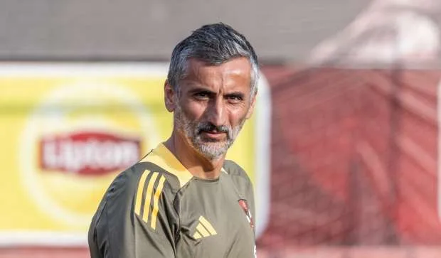 شوبير: ريبيرو يعدل قراره بشأن قائمة الأهلي للمونديال.. وموقف بيكهام «مؤكد» شوبير: ريبيرو يعدل قراره بشأن قائمة الأهلي للمونديال.. وموقف بيكهام «مؤكد»