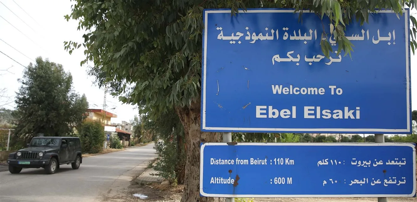 صاروخ ينفجر… إليكم ما جرى في بلدة جنوبية صاروخ ينفجر… إليكم ما جرى في بلدة جنوبية