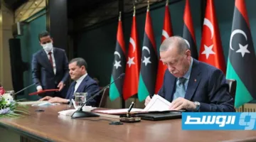 صحيفة يونانية: البرلمان يناقش الموافقة على اتفاقية بحرية مع تركيا