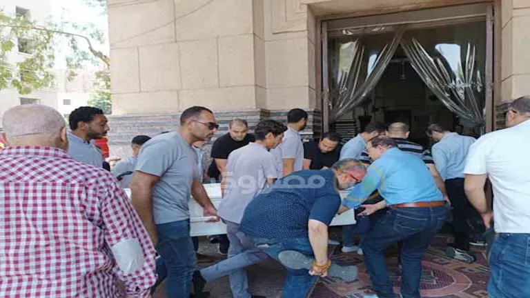 صور: مدحت العدل يتصدر حضور جنازة نجل صلاح الشرنوبي صور: مدحت العدل يتصدر حضور جنازة نجل صلاح الشرنوبي