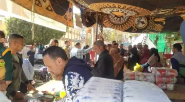 ضبط 2900 عبوة من السلع التموينية المدعومة قبل بيعها في السوق السوداء بالمنيا