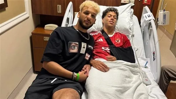 طبيب الأهلي يوضح حالة إمام عاشور بعد خضوعه لجراحة الكتف طبيب الأهلي يوضح حالة إمام عاشور بعد خضوعه لجراحة الكتف
