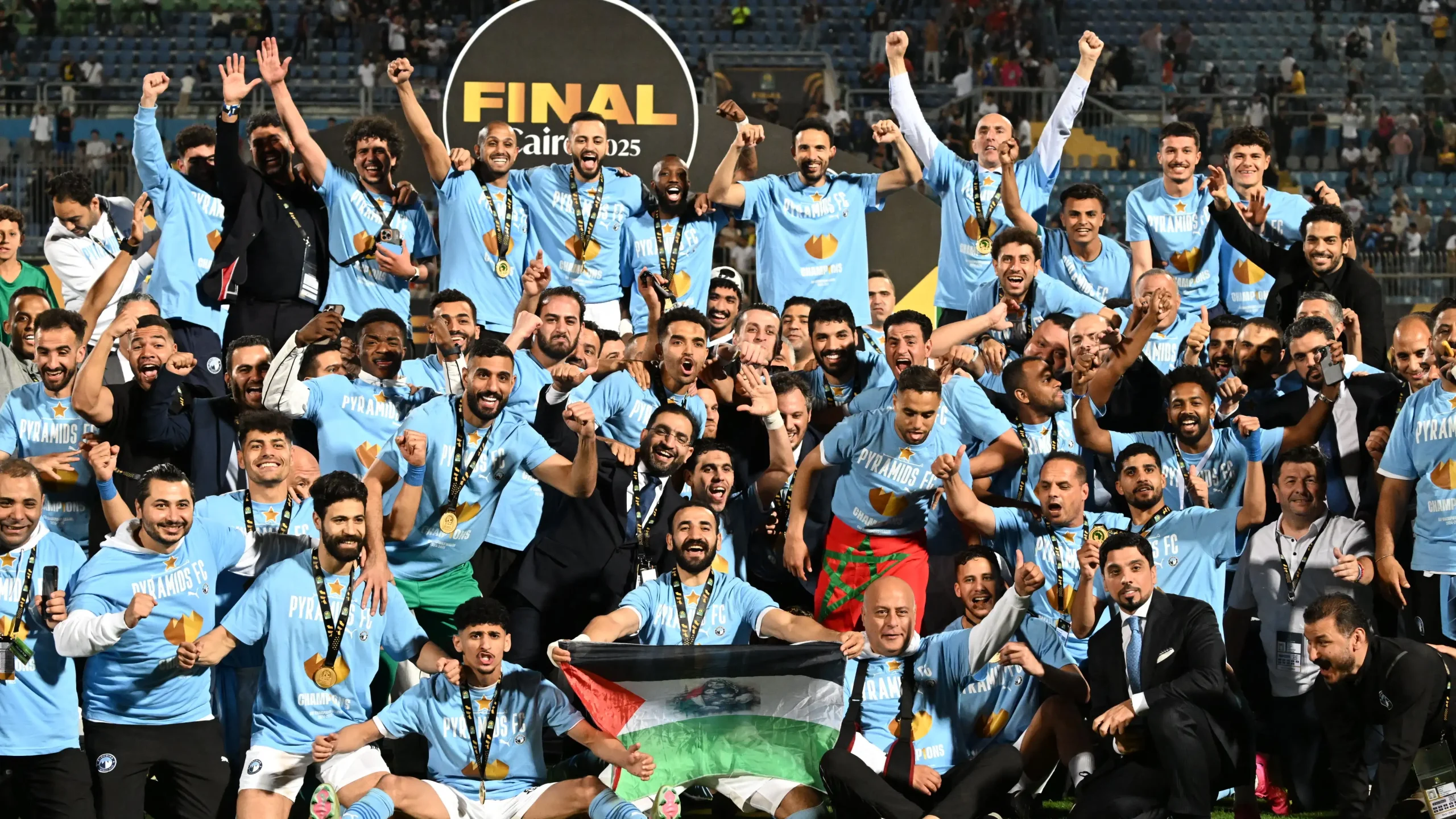 طبيب فريق بيراميدز يحذر من مخاطر موعد نهائي الكأس ضد الزمالك