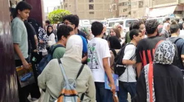 طلاب المرحلة الإعدادية في القليوبية يتقدمون لامتحان الهندسة وعلوم الكمبيوتر.