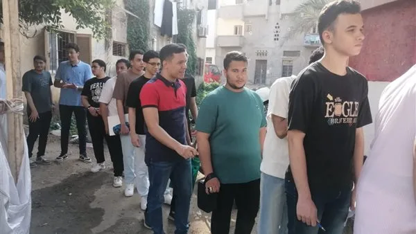 طلاب المرحلة الثانوية يتقدمون لامتحانات اللغة الأجنبية الثانية يوم الثلاثاء المقبل