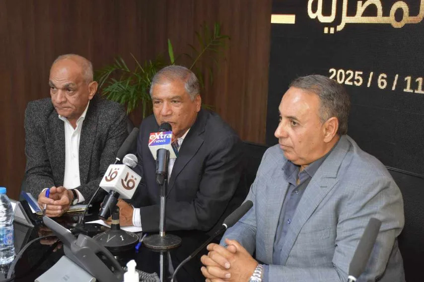 زعيم حزب السادات الديمقراطي: سنولي اهتمامًا خاصًا للمقاعد الفردية في الانتخابات القادمة زعيم حزب السادات الديمقراطي: سنولي اهتمامًا خاصًا للمقاعد الفردية في الانتخابات القادمة