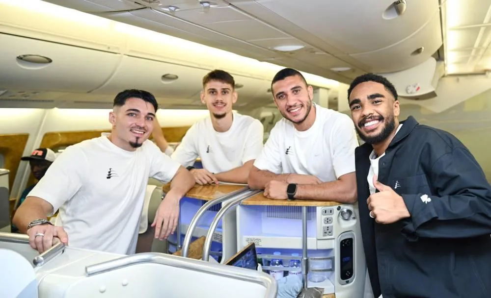 طيران الإمارات تسير فريق العين إلى الولايات المتحدة طيران الإمارات تسير فريق العين إلى الولايات المتحدة