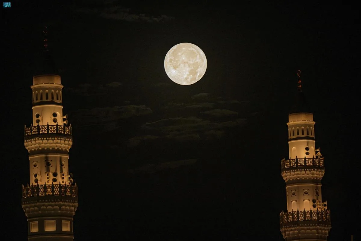 ظاهرة فضائية مثيرة في أول أيام عيد الأضحى يمكن رؤيتها بالعين المجردة ظاهرة فضائية مثيرة في أول أيام عيد الأضحى يمكن رؤيتها بالعين المجردة
