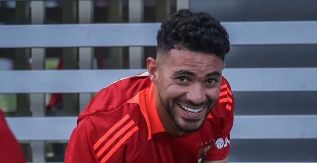 عاجل.. الأهلي يفرض غرامة مالية كبيرة على ياسر إبراهيم عاجل.. الأهلي يفرض غرامة مالية كبيرة على ياسر إبراهيم