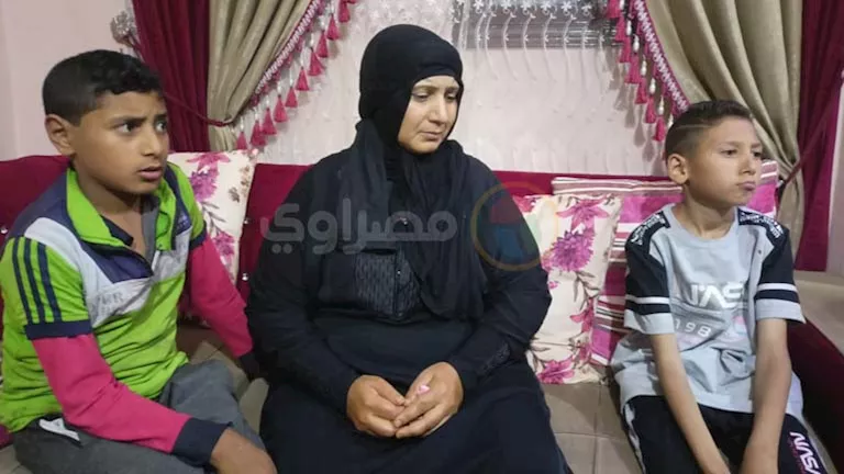 عامل كفر الشيخ يُقتل غدرًا على يد زميله.. جثته تُكتشف بعد 11 يومًا في حفرة عامل كفر الشيخ يُقتل غدرًا على يد زميله.. جثته تُكتشف بعد 11 يومًا في حفرة