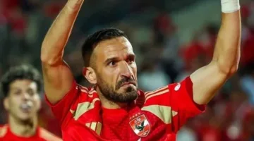 «عدم حضوره الاجتماع ورفضه تغيير موقفه».. القيعي يكشف تفاصيل مغادرة معلول للأهلي