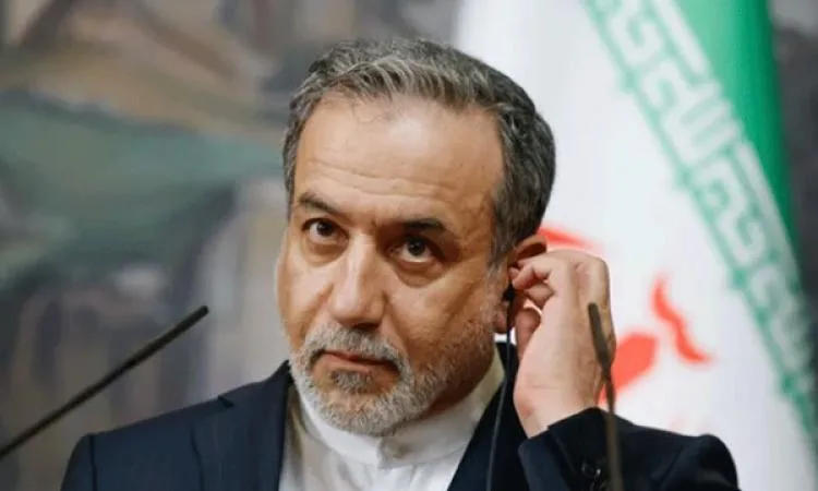 “عراقجي” يشدد على أن إيران ترفض دعوات التهدئة عقب الض strikes الإسرائيلية. “عراقجي” يشدد على أن إيران ترفض دعوات التهدئة عقب الض strikes الإسرائيلية.