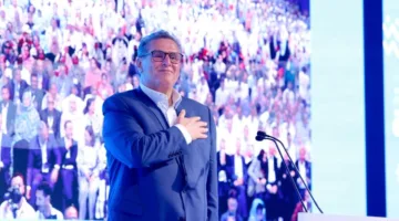 عزيز أخنوش يبرز التزام الحكومة بالتواصل والاستماع لمطالب المواطنين
