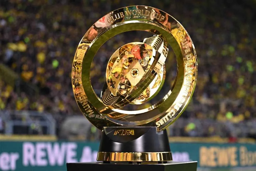 «علم الفلك وسيلة برايل»: تفاصيل مثيرة حول الدرع الذهبي لكأس العالم للأندية 2025 «علم الفلك وسيلة برايل»: تفاصيل مثيرة حول الدرع الذهبي لكأس العالم للأندية 2025