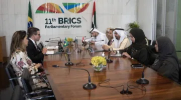 علي النعيمي وهوغو موتا يسلطان الضوء على أهمية تعزيز العلاقات البرلمانية.