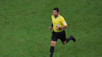 علي رضا يدير مباراة الأهلي وإنتر ميامي.. وسبب غياب حكام تقنية الـ«VAR»