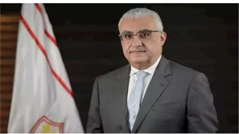 عمرو أدهم يودع محمد عبدالشافي عقب إعلان اعتزاله عمرو أدهم يودع محمد عبدالشافي عقب إعلان اعتزاله