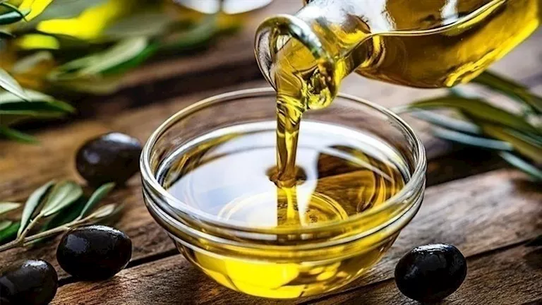 عنصر في زيت الزيتون قد يزيد من احتمالية السمنة – دراسة جديدة تكشف ذلك عنصر في زيت الزيتون قد يزيد من احتمالية السمنة – دراسة جديدة تكشف ذلك