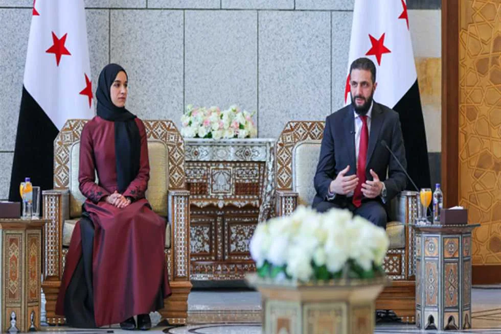 «عيشنا معًا في كهوف وتنقلنا بين 49 منزلاً».. الرئيس السوري يشارك تفاصيل حياته مع زوجته «عيشنا معًا في كهوف وتنقلنا بين 49 منزلاً».. الرئيس السوري يشارك تفاصيل حياته مع زوجته