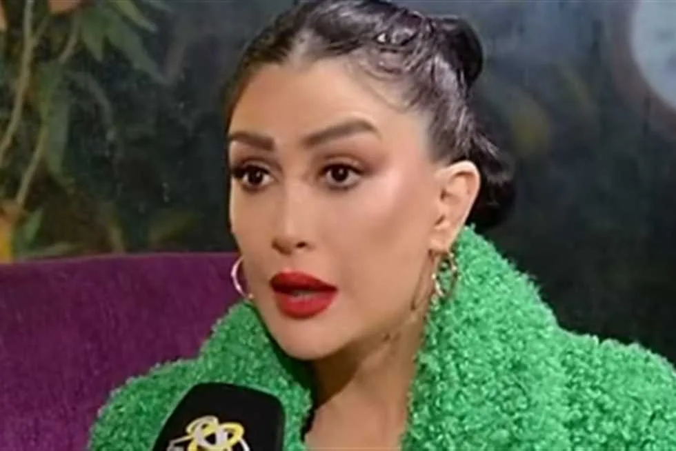 غادة عبدالرازق تتحدث عن الزواج من جديد: نصيب وقدر، وليس له علاقة بالعمر أو المرحلة العمرية. غادة عبدالرازق تتحدث عن الزواج من جديد: نصيب وقدر، وليس له علاقة بالعمر أو المرحلة العمرية.