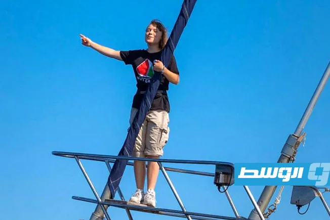 غريتا تونبرغ تتجه نحو غزة في مسعى رمزي لإنهاء الحصار وسط تحذيرات من المجتمع الدولي