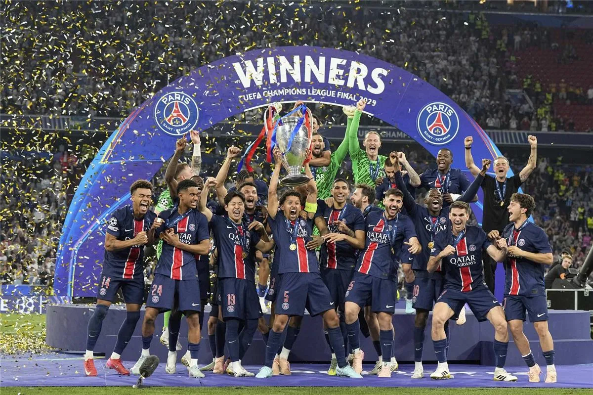 غياب ديمبلي: تشكيلة غير متوقعة لباريس سان جيرمان ضد أتلتيكو مدريد في كأس العالم للأندية غياب ديمبلي: تشكيلة غير متوقعة لباريس سان جيرمان ضد أتلتيكو مدريد في كأس العالم للأندية