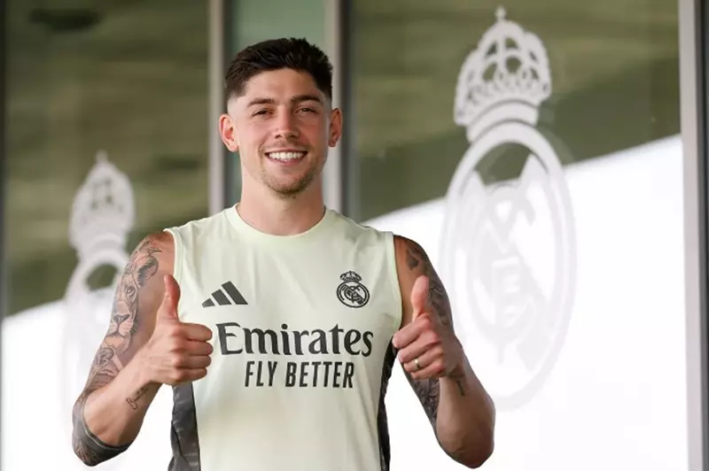 فالفيردي: ريال مدريد جدير بالفوز بكأس العالم للأندية في أمريكا فالفيردي: ريال مدريد جدير بالفوز بكأس العالم للأندية في أمريكا