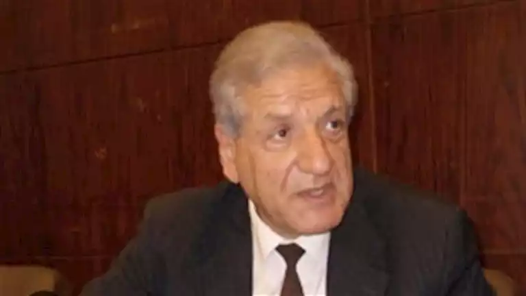 فخري الفقي: مشروع موازنة 2025 يتضمن نفقات بقيمة 4.6 تريليون جنيه وعجزاً قدره 1.5 تريليون جنيه فخري الفقي: مشروع موازنة 2025 يتضمن نفقات بقيمة 4.6 تريليون جنيه وعجزاً قدره 1.5 تريليون جنيه