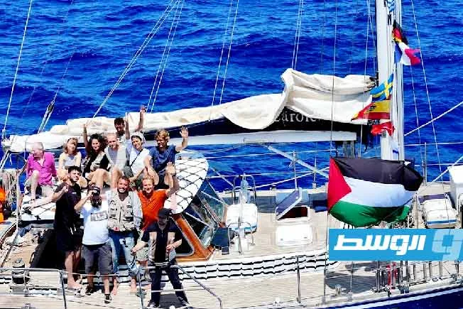فرنسا: “إسرائيل” ستقوم بترحيل أربعة ناشطين كانوا على سفينة مساعدات موجهة إلى غزة يوم الخميس فرنسا: “إسرائيل” ستقوم بترحيل أربعة ناشطين كانوا على سفينة مساعدات موجهة إلى غزة يوم الخميس