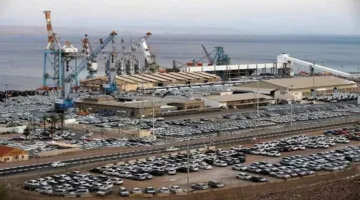 فرنسا: عمال الموانئ يمتنعون عن شحن الأسلحة إلى إسرائيل