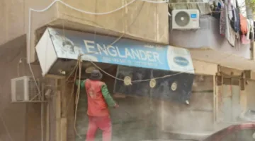 التنمية المحلية: جولة تفتيشية في حي المعادي تتضمن إغلاق عدد من المحلات غير المرخصة وإزالة الإشغالات.
