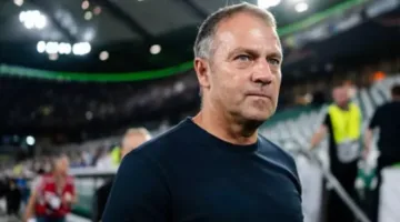 فليك يحقق جائزة أفضل مدرب في الدوري الإسباني متفوقًا على سيميوني