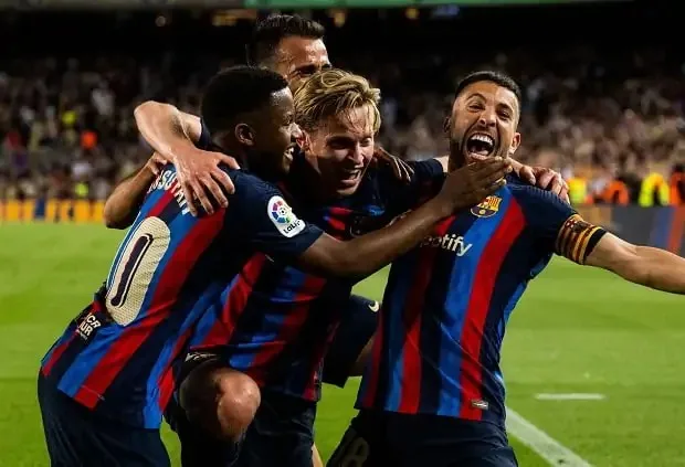 فوائد اللعب المالي النظيف في برشلونة: موهبة أسطورية، 80 مليون يورو، وتعزيز المنتخبات الوطنية فوائد اللعب المالي النظيف في برشلونة: موهبة أسطورية، 80 مليون يورو، وتعزيز المنتخبات الوطنية