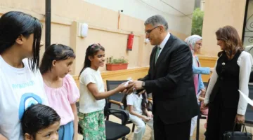 في أول أيام عيد الأضحى، محافظ الجيزة يزور مستشفى التحرير العام في إمبابة ودور رعاية الأيتام بالعجوزة