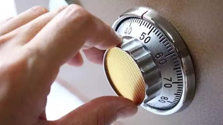 في الدقي.. اليد التي ترتب المنزل هي التي سرقته في الدقي.. اليد التي ترتب المنزل هي التي سرقته