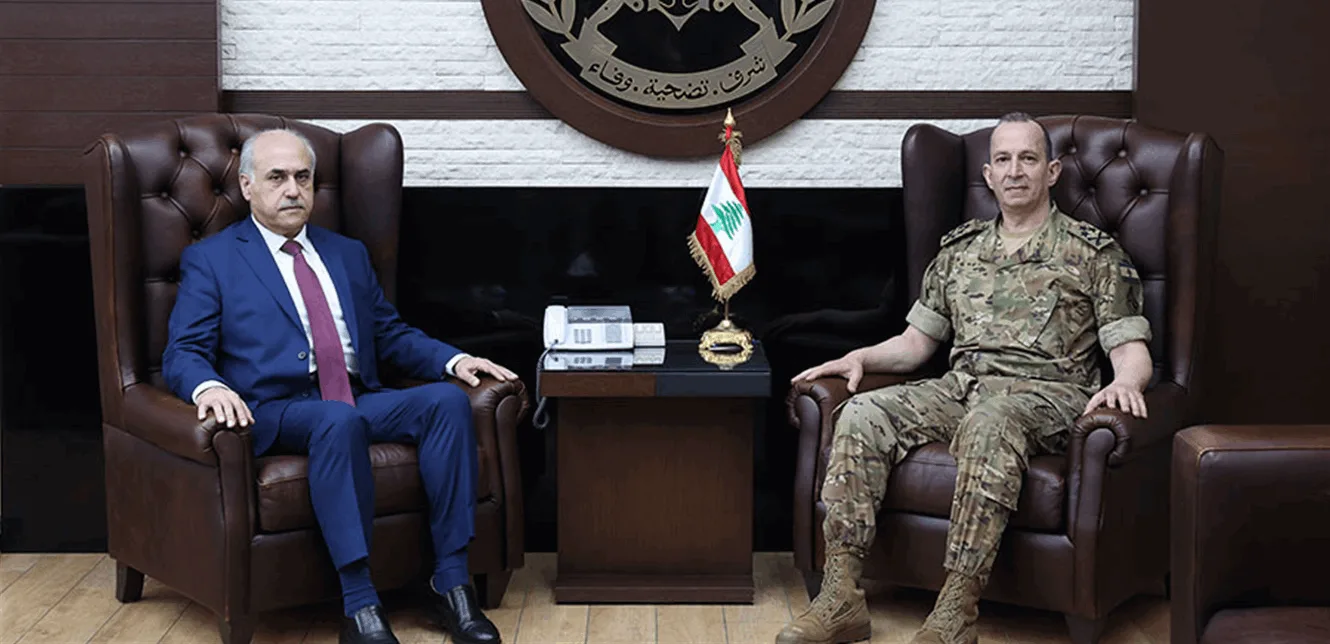 في اليرزة… ما دار بين قائد الجيش وأبو الحسن من مناقشات في اليرزة… ما دار بين قائد الجيش وأبو الحسن من مناقشات