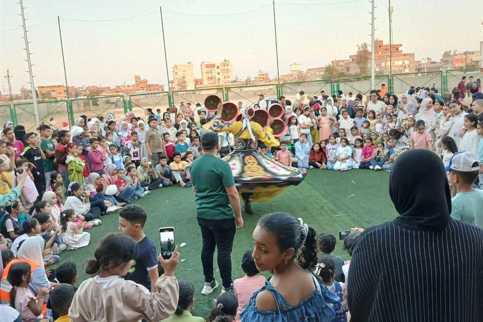 في اليوم الثالث من عيد الأضحى.. تزايد ملحوظ في زيارة المواطنين لمراكز الشباب بكفر الشيخ في اليوم الثالث من عيد الأضحى.. تزايد ملحوظ في زيارة المواطنين لمراكز الشباب بكفر الشيخ