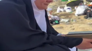 في يوم عرفة، جبل الرحمة يستقبل لحظات الدعاء والخشوع والسكينة.