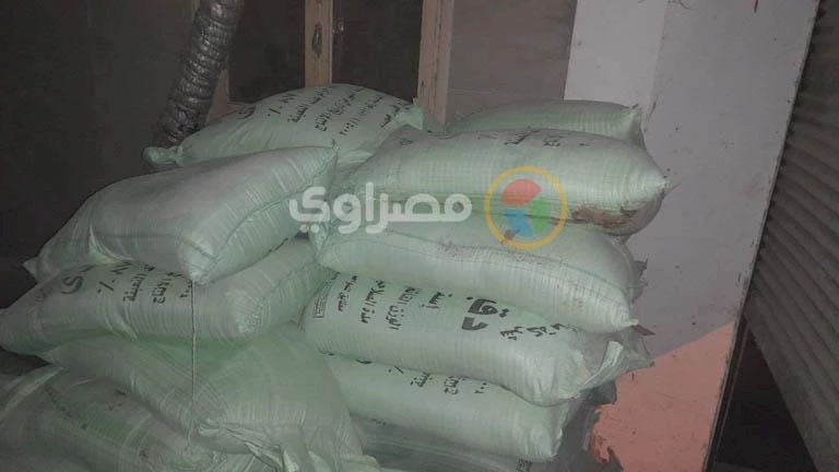 في يوم واحد.. العثور على 15 طنًا من الدقيق خلال حملات تفتيش على المخابز في يوم واحد.. العثور على 15 طنًا من الدقيق خلال حملات تفتيش على المخابز