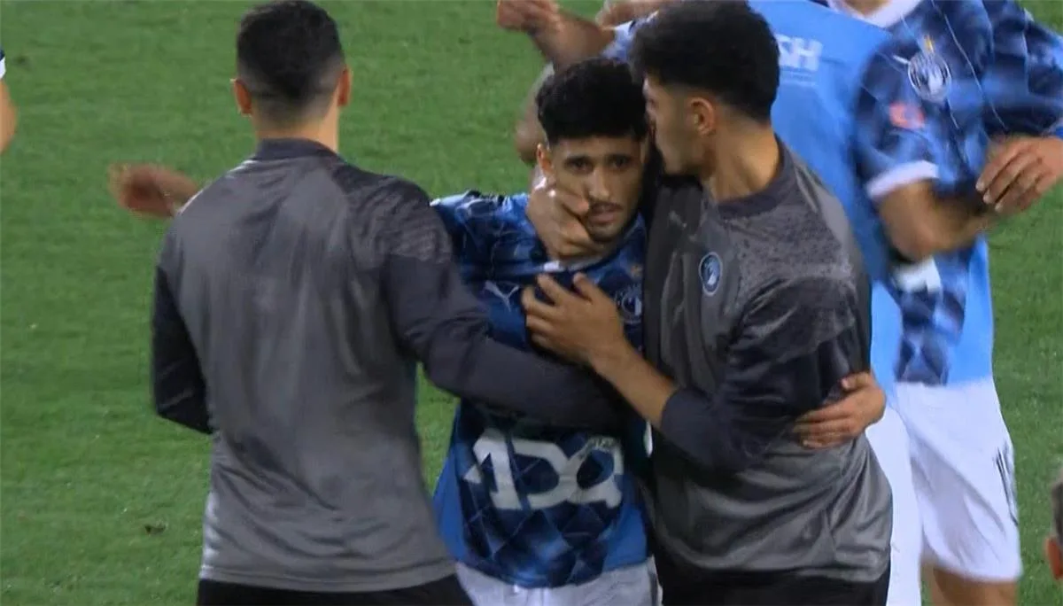 فيديو | أحمد عاطف يسجل الهدف الأول لبيراميدز في مباراة الزمالك فيديو | أحمد عاطف يسجل الهدف الأول لبيراميدز في مباراة الزمالك