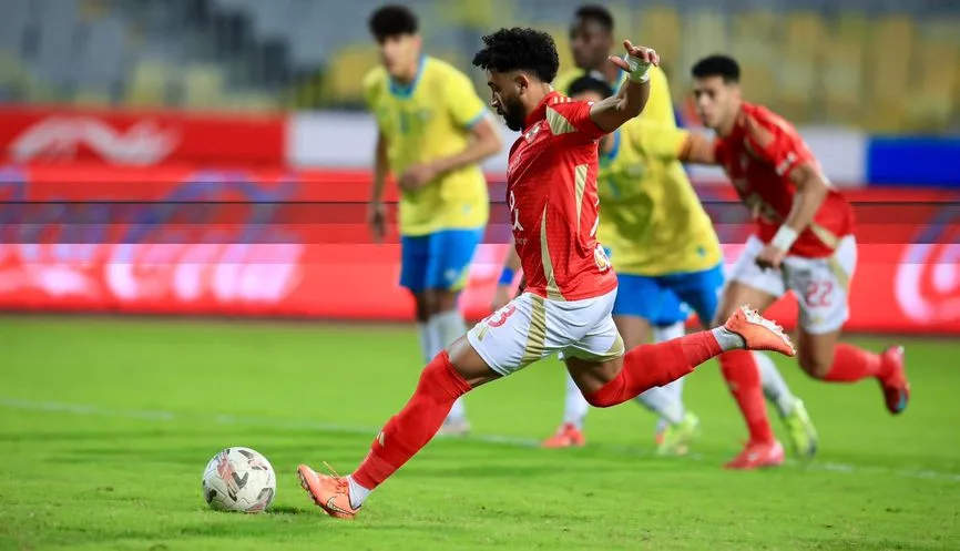 فيديو.. الأهلي يجدد عقد مروان عطية فيديو.. الأهلي يجدد عقد مروان عطية