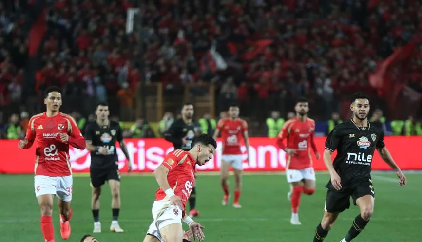 فيديو.. مواجهة الأهلي والزمالك في ملعب الجبلاية