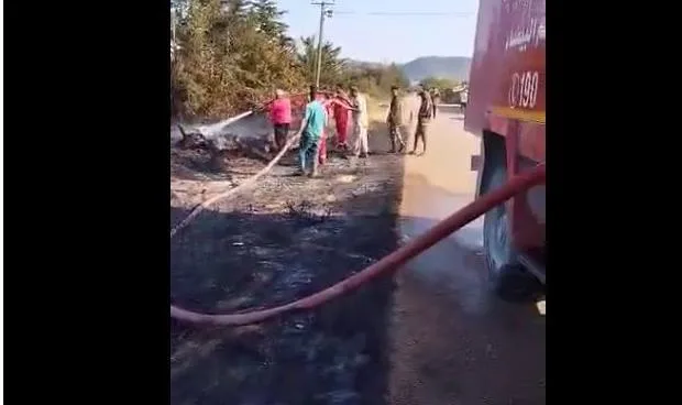فيديو: نشوب حريق في مزارع الوسيطة بالجبل الأخضر فيديو: نشوب حريق في مزارع الوسيطة بالجبل الأخضر
