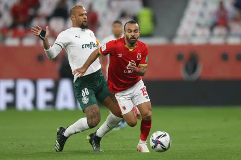 فيليبي ميلو: الأهلي لديه شهرة عالمية مماثلة لريال مدريد فيليبي ميلو: الأهلي لديه شهرة عالمية مماثلة لريال مدريد